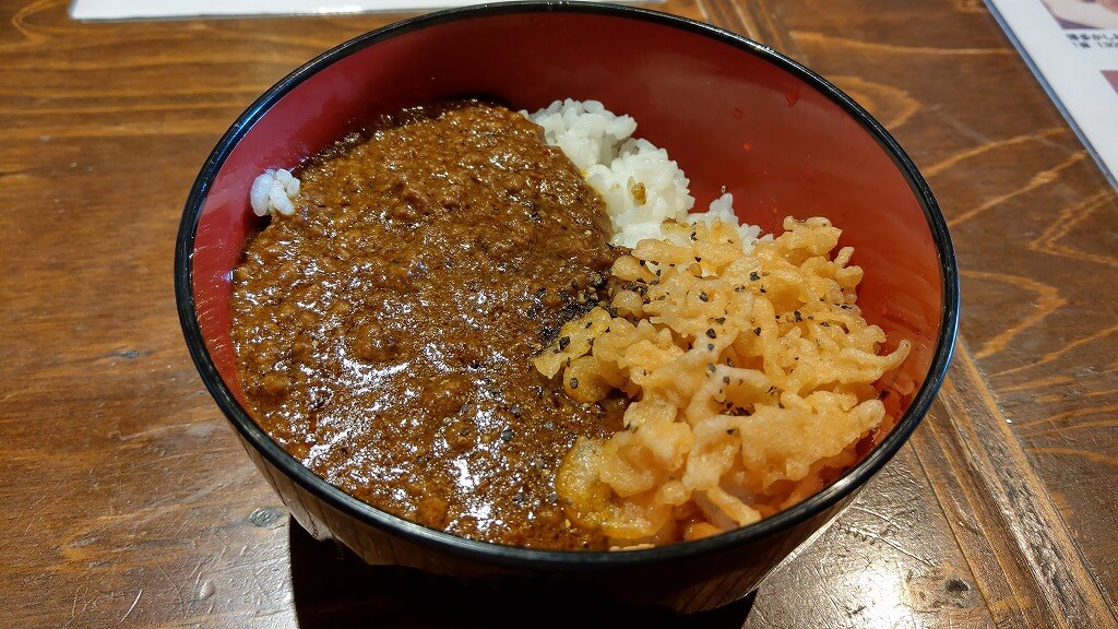 博多 あかちょこべ キーマカレー丼