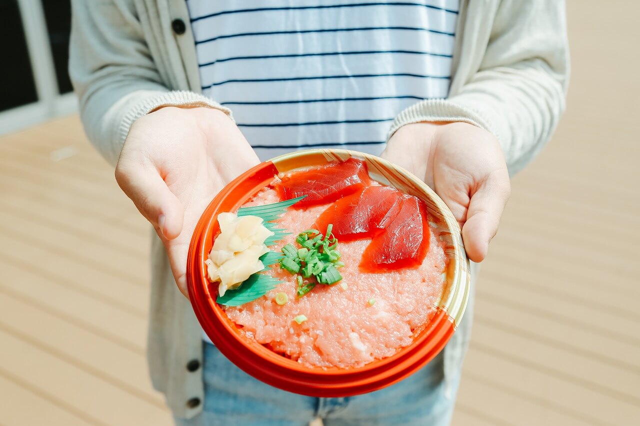 まぐろの魚栄 ネギトロ丼